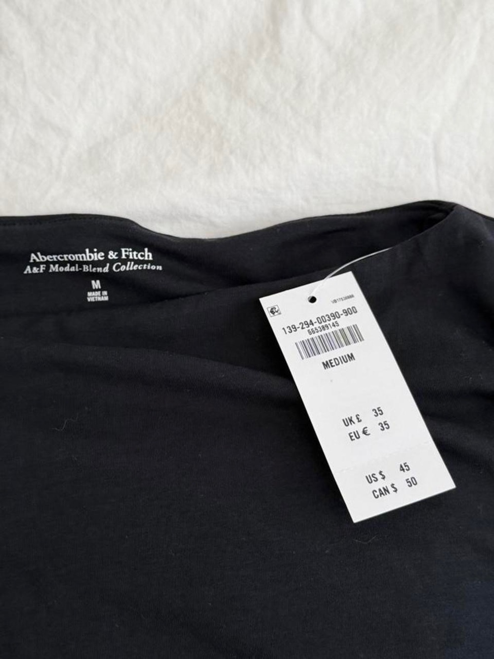 Abercrombie & Fitch Flutter Sleeve Slash Top - Picture 3 of 4